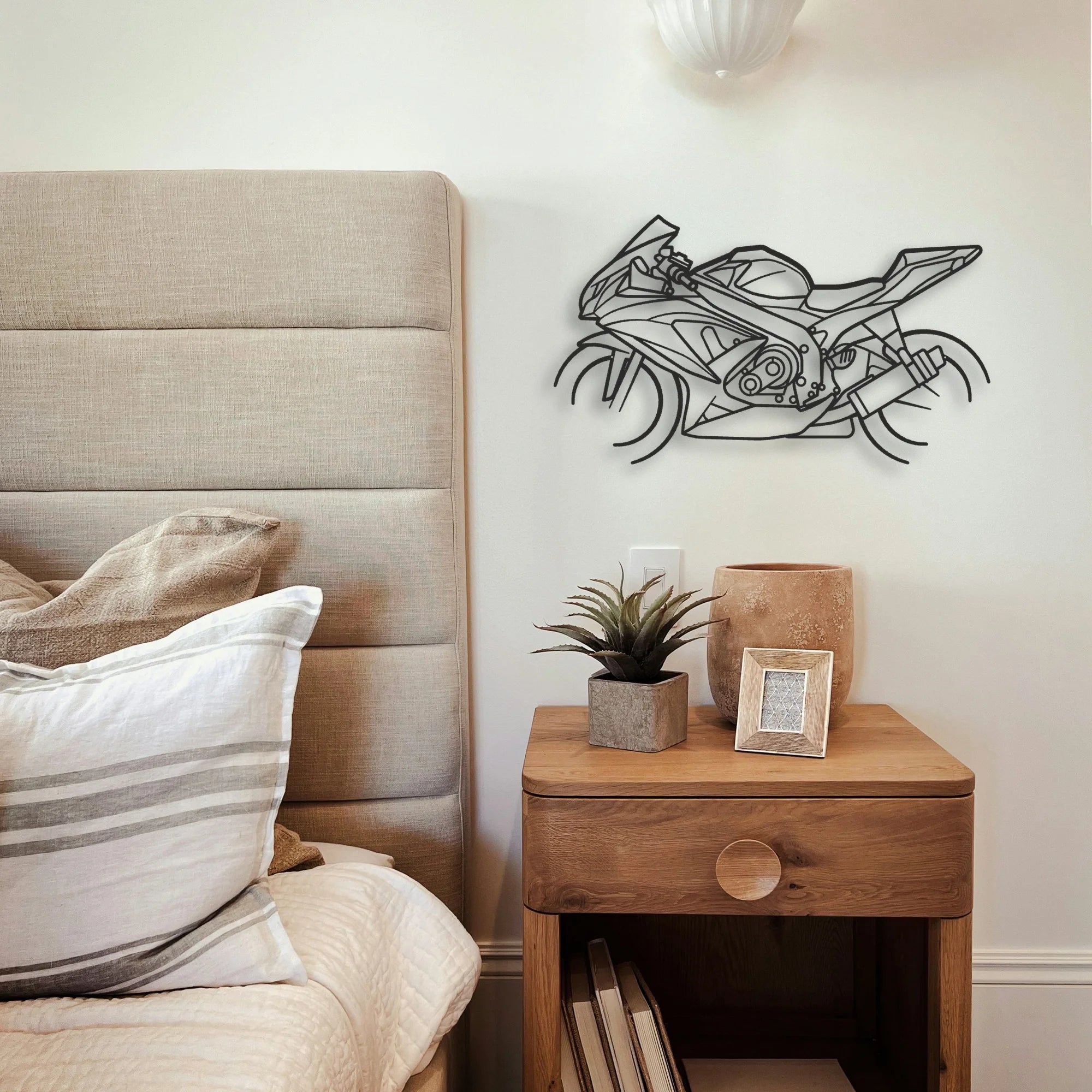2008 Suzuki GSX R600 Classic Motorcycle Silhouette Metal Wall Art - Tinvibe