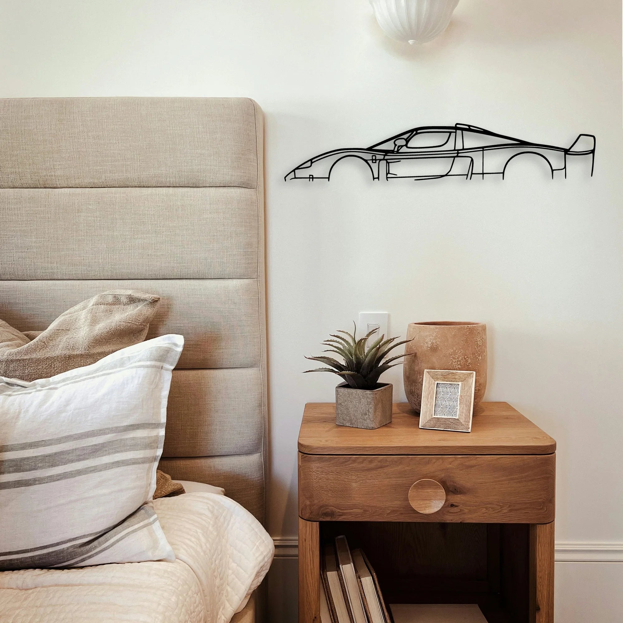 MC12 Classic Silhouette Metal Wall Art - Tinvibe