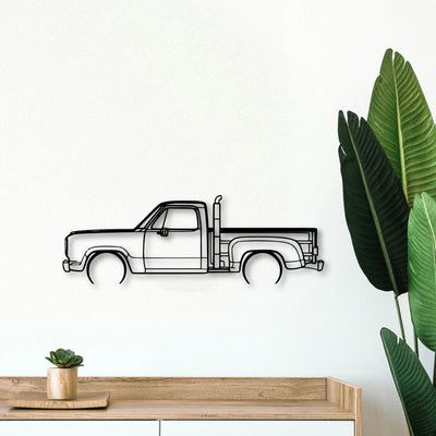 RED Express 1979 Classic Silhouette Metal Wall Art - Tinvibe