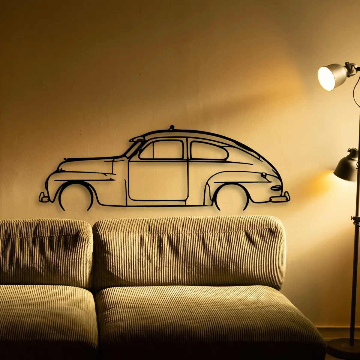 444 1952 cut-metal silhouette from the Tinvibe range