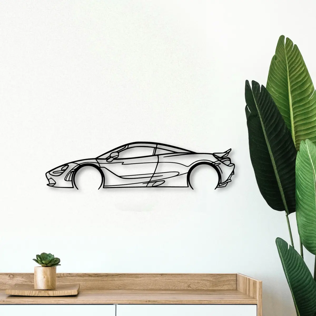 Mclaren 720s form, racing stance