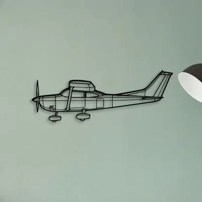 747 800 — XS (50 cm) metal wall art