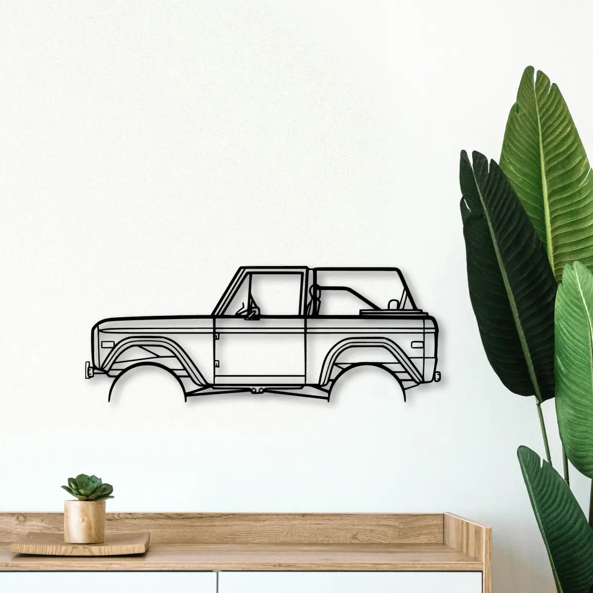 Ford Bronco 1971 2 cut-metal silhouette from the Tinvibe range
