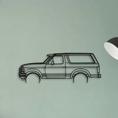 Bronco XLT 1995 — XS (50 cm) metal wall art