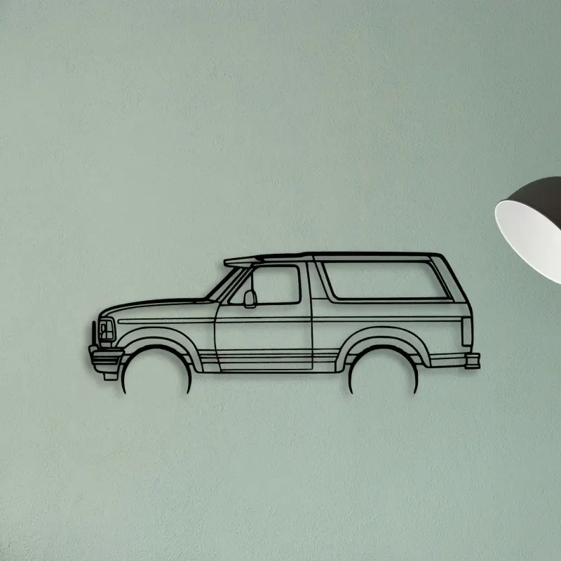 Bronco XLT 1995 — XS (50 cm) metal wall art