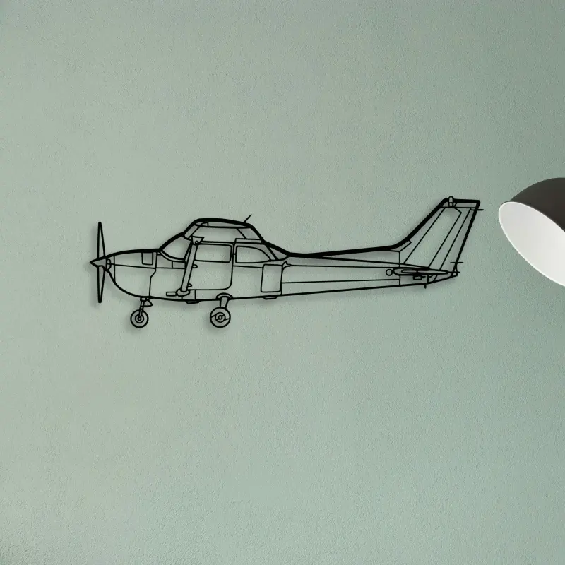 Cesna 172 — XS (50 cm) metal wall art
