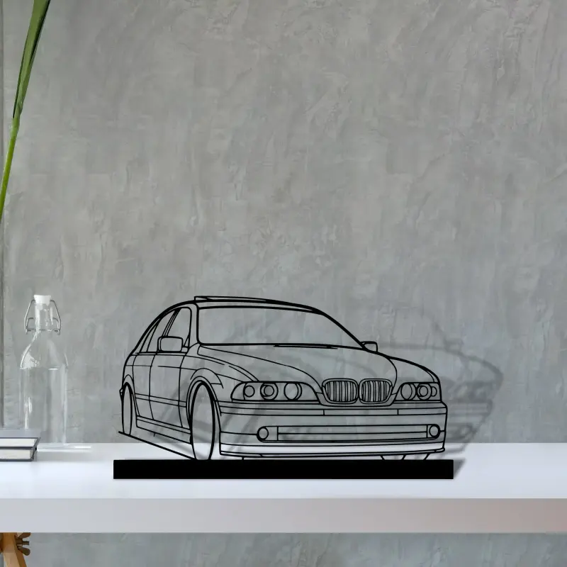 e39 — S (30 cm) metal wall art