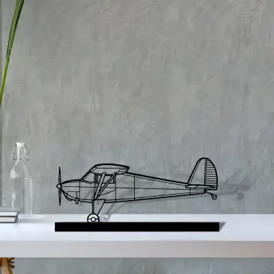 luscombe-8a-2 — S (30 cm) metal wall art