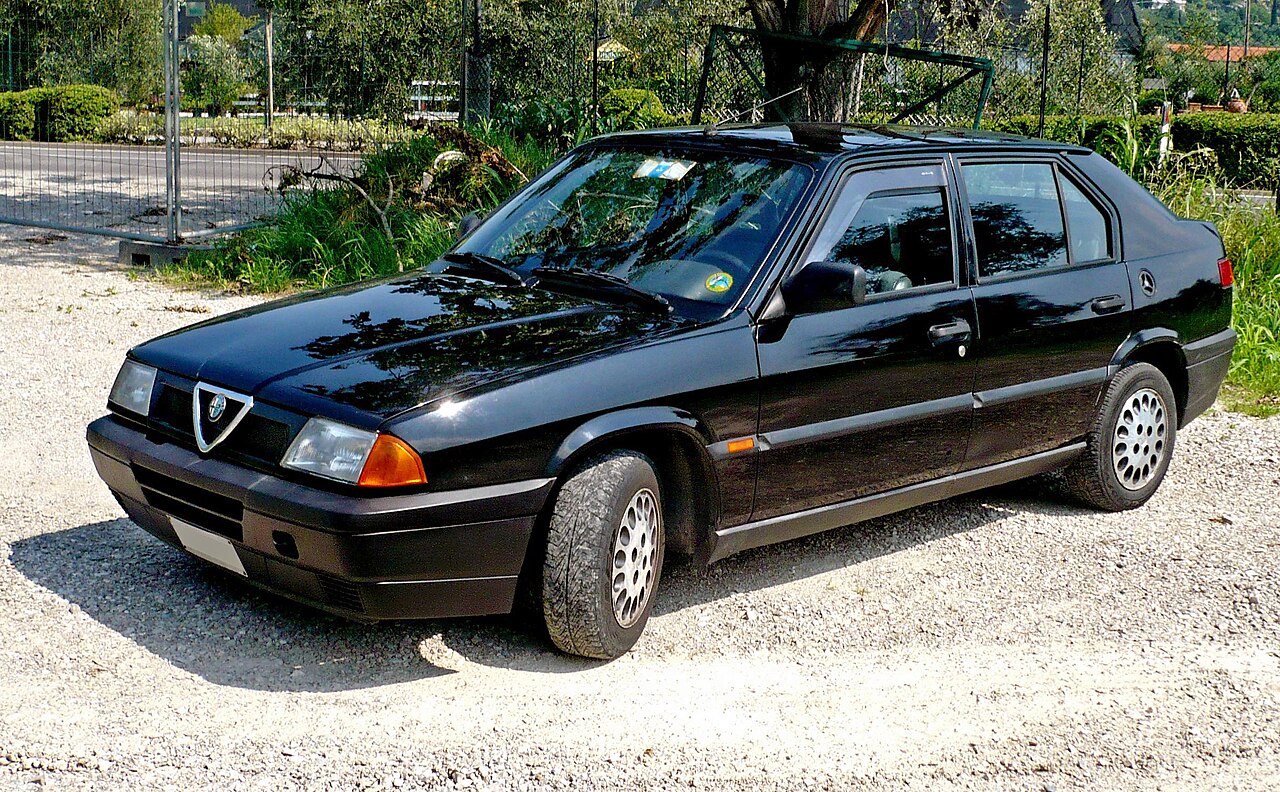 Alfa Romeo 33 — a real example of the model