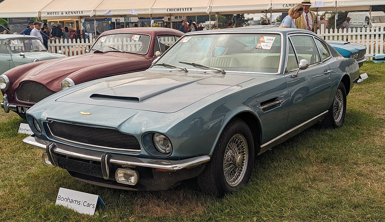 Aston Martin Vantage GT8 — a real example of the model
