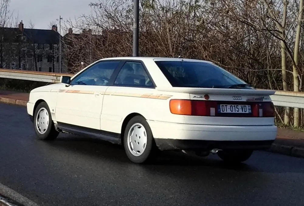 Audi 80 Coupe — cut-metal silhouette in closed two-door form