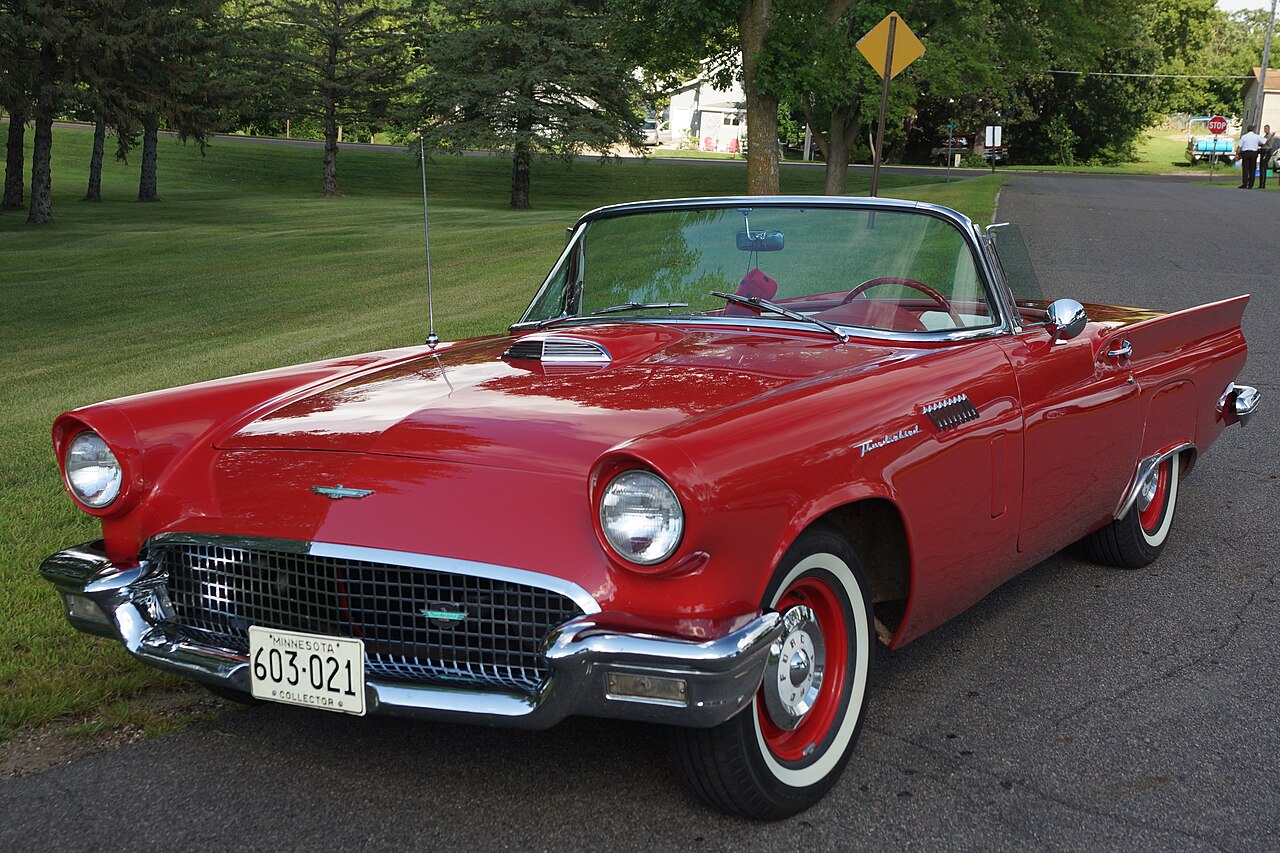 Ford Thunderbird LX — a real example of the model