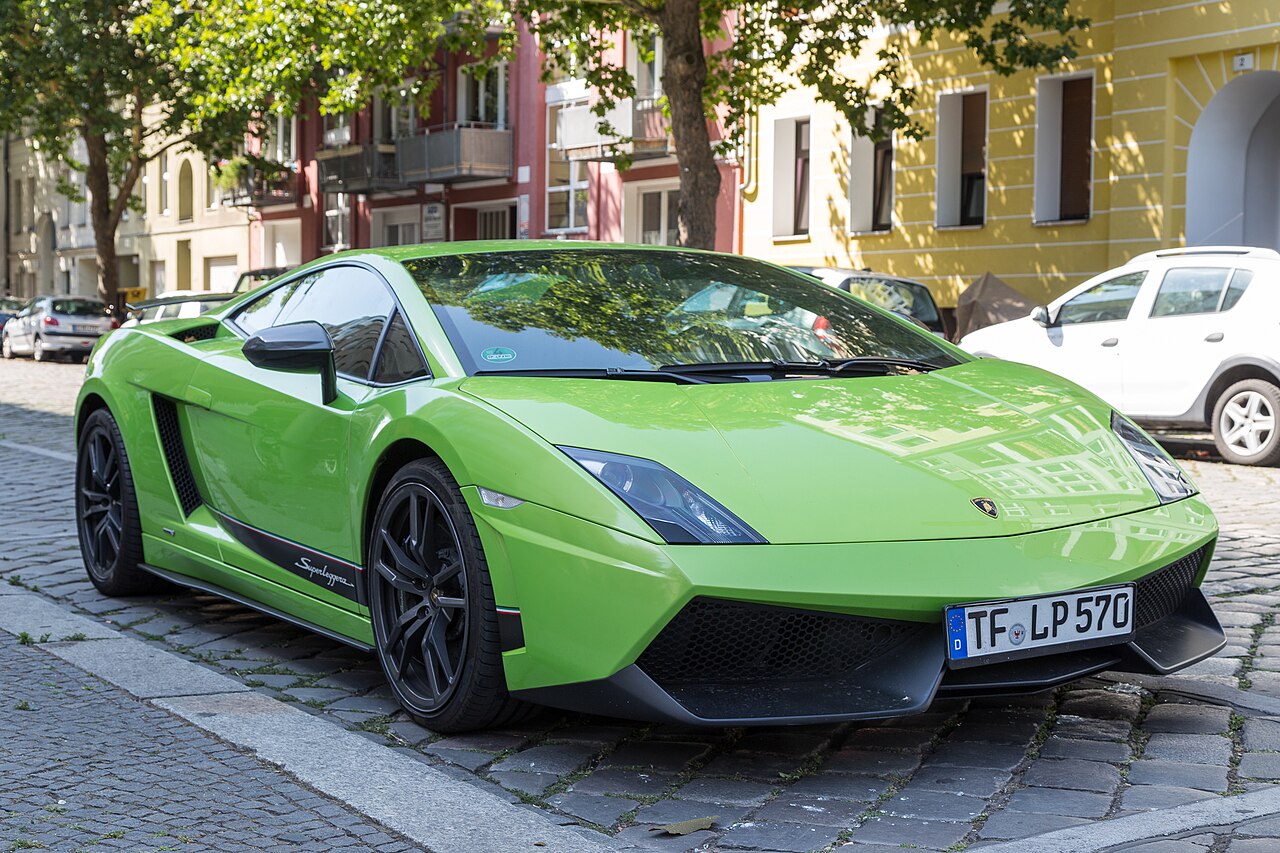 Lamborghini Gallardo LP570 Blancpain — a real example of the model