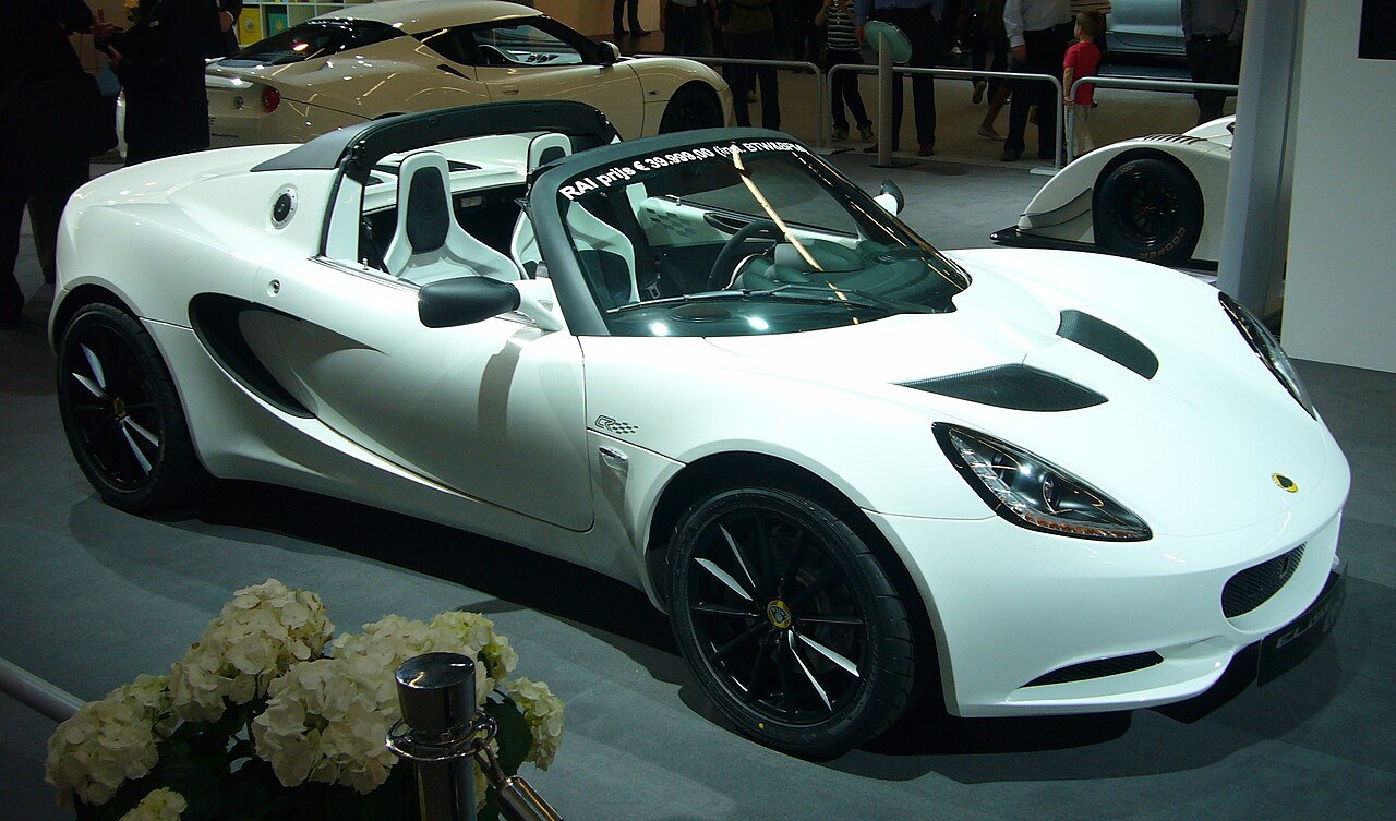 Lotus Elise S1 — a real example of the model