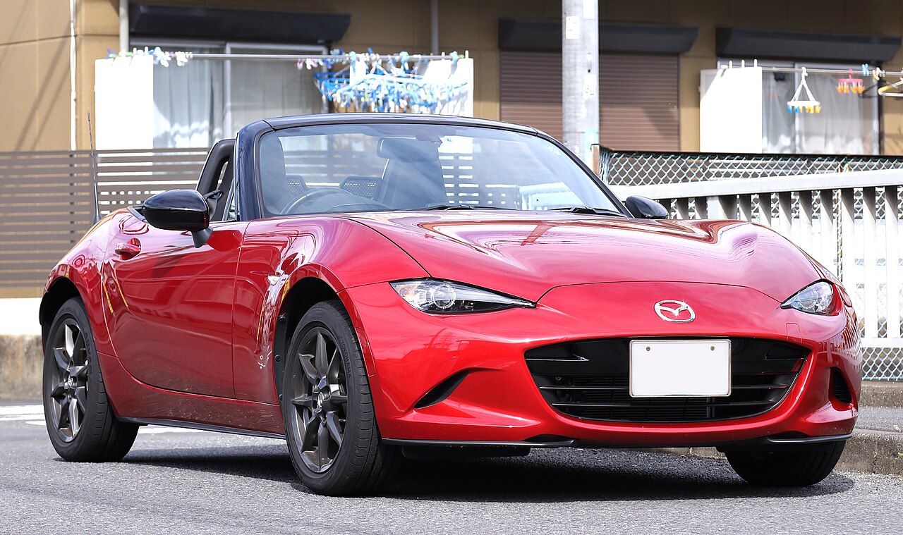Mazda MX5 RF — a real example of the model