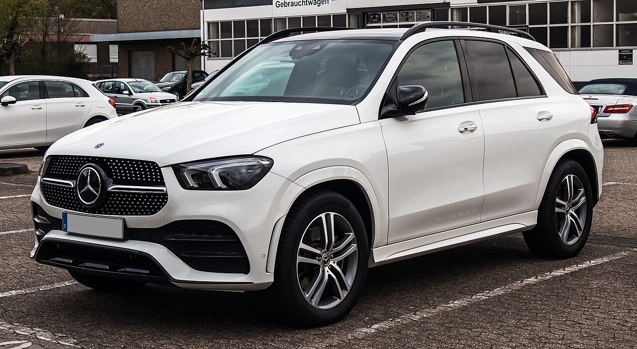 Mercedes-Benz GLE — a real example of the model