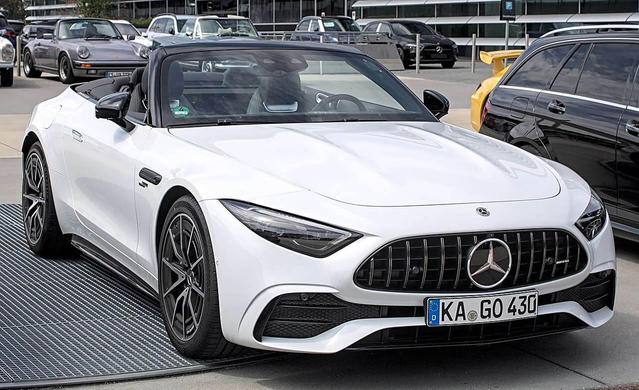 Mercedes-Benz SL 560 — a real example of the model