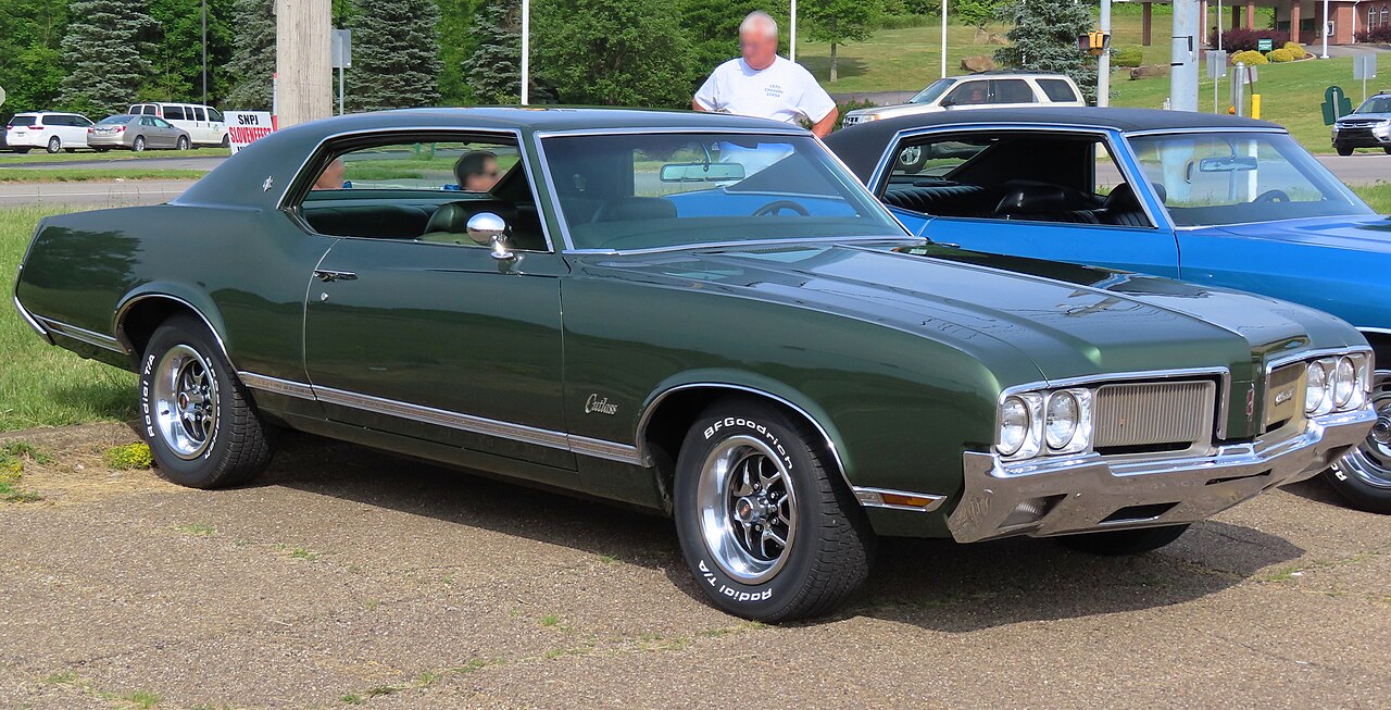 Oldsmobile Cutlass Supreme — a real example of the model