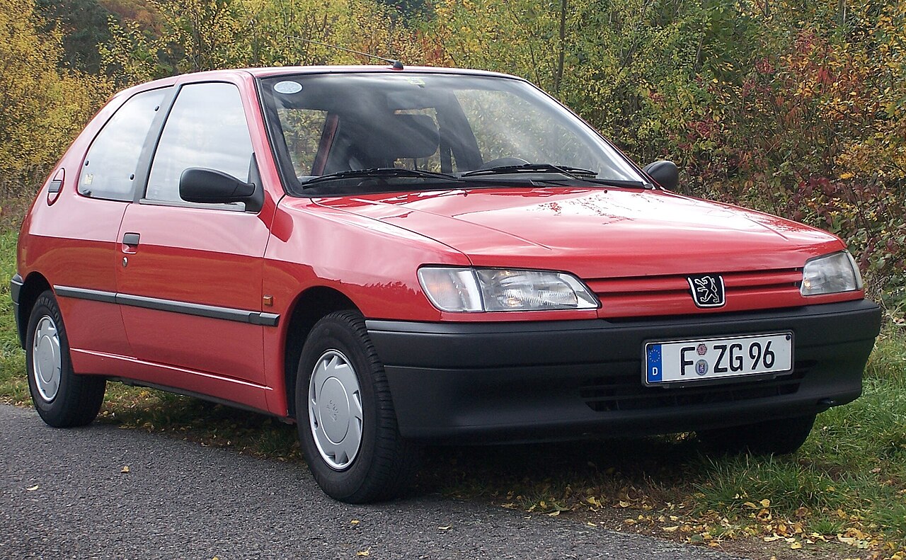 Peugeot 306 — a real example of the model