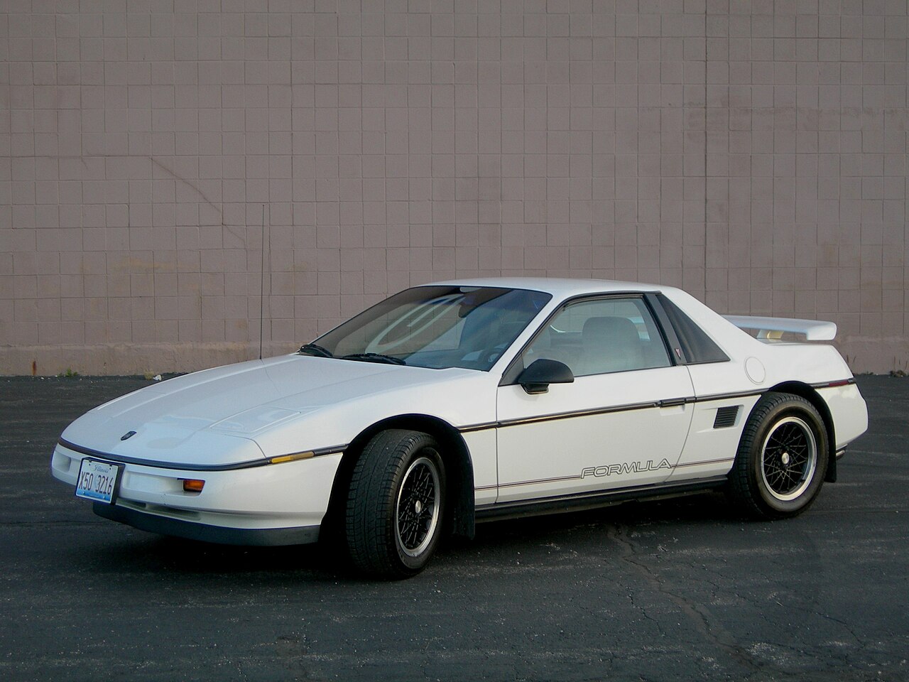 Pontiac Fiero — a real example of the model