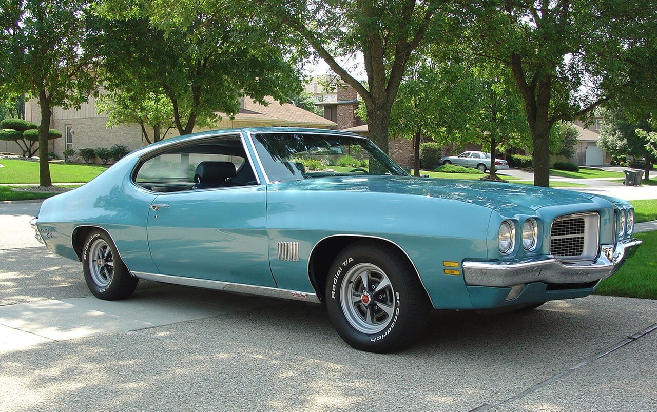 Pontiac Lemans — a real example of the model
