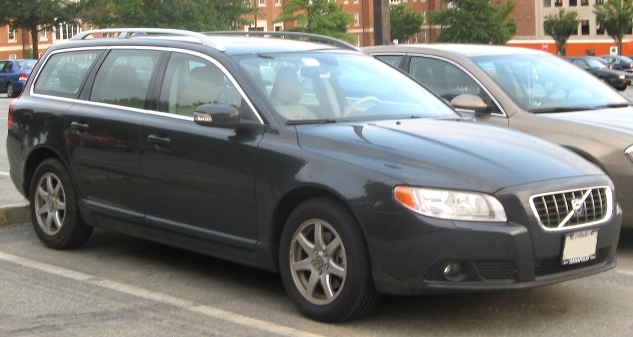 Volvo V70 — a real example of the model